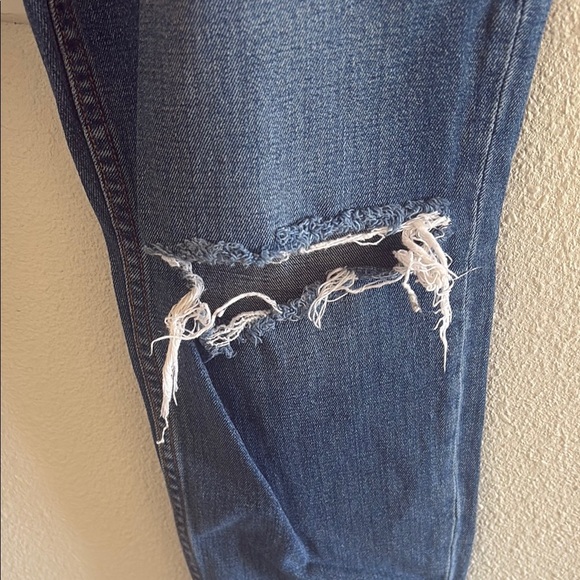 Abercrombie & Fitch The Mom High Rise - Picture 5 of 5